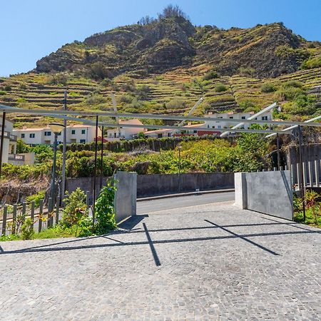 Doca Seca & Casca De Uva Vila Porto Moniz Exterior foto